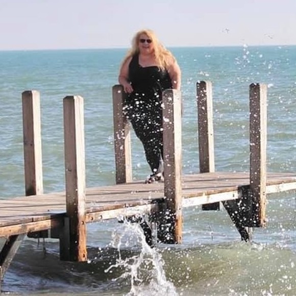 Profile Picture of Myann Witkop (@myohhmy) on Poshmark