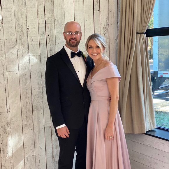 Profile Picture of Clint White (@jclintwhite) on Poshmark