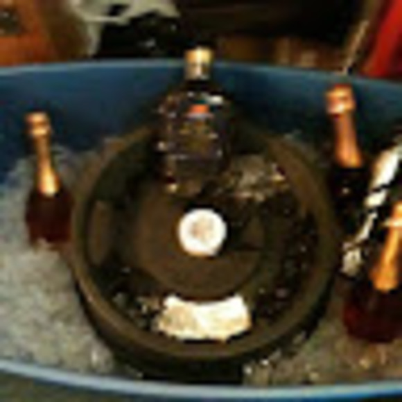 Profile Picture of Mitchell i. Browning (@mitch_b483) on Poshmark