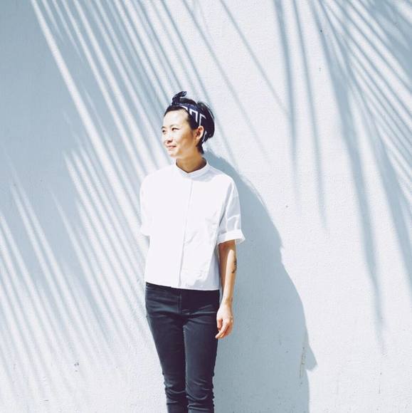 Profile Picture of Gee Wong (@geewong) on Poshmark