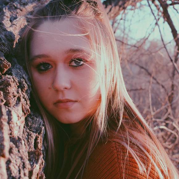 Profile Picture of Haley Kerr (@haleyk24) on Poshmark