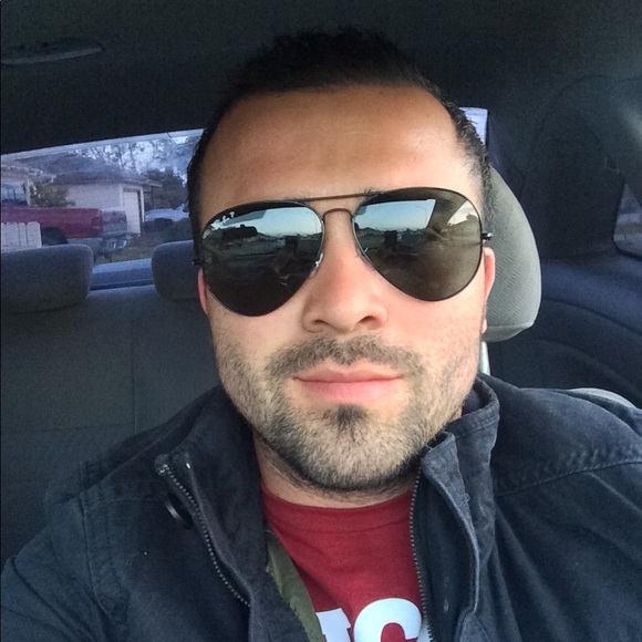 Profile Picture of Rafael Cortes (@rafael_cortes) on Poshmark