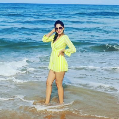 Profile Picture of Rashmi Agarwal (@rashmivagarwal) on Twitter