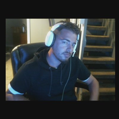 Profile Picture of LarryTheLoud (@LarryTheLoud1) on Twitter