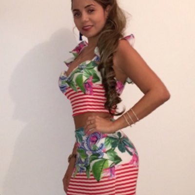 Profile Picture of DJAE (@Juliarado) on Twitter