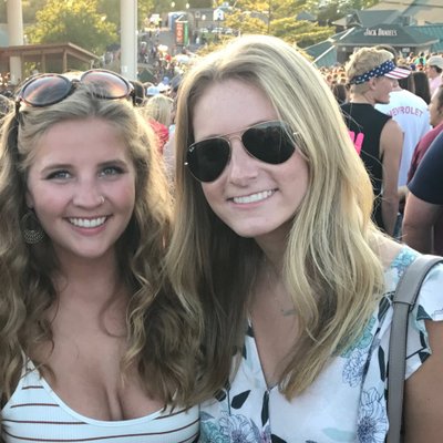 Profile Picture of Caitlin Donlan (@caitlindonlan) on Twitter