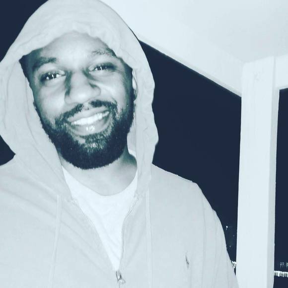 Profile Picture of Dimitri Traylor (@meech250) on Poshmark