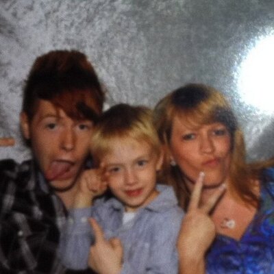 Profile Picture of Tamara Bates (@ninmom101) on Twitter