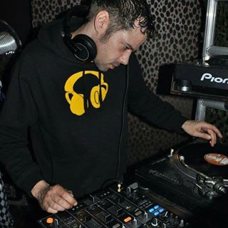 Profile Picture of Mark Utting (@mark.utting.3) on Facebook