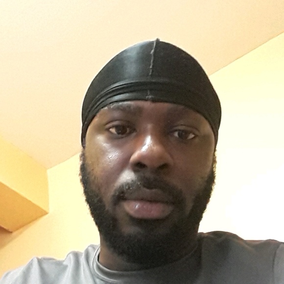 Profile Picture of Isaiah Edgecombe (@isaiah8201) on Poshmark