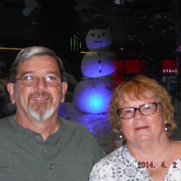 Profile Picture of Kenneth Bachewicz (@bachewicz) on Poshmark