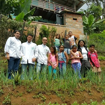 Edwin D. Betancur Hoyos - Twitter Profile Picture of Edwin D. Betancur Hoyos (@edwinbetancur) on Twitter