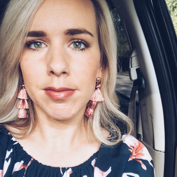 Profile Picture of Grace Potts (@gepotts) on Poshmark