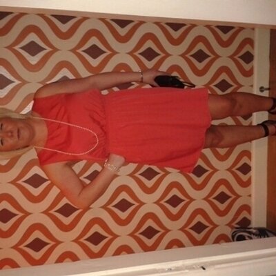 Profile Picture of Vicky Lowe (@BenVick1) on Twitter