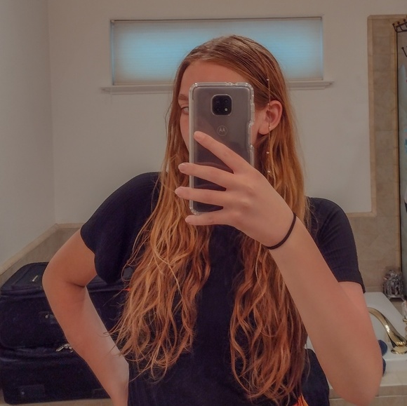 Profile Picture of Rebekah Adelman (@rebekahgadelman) on Poshmark