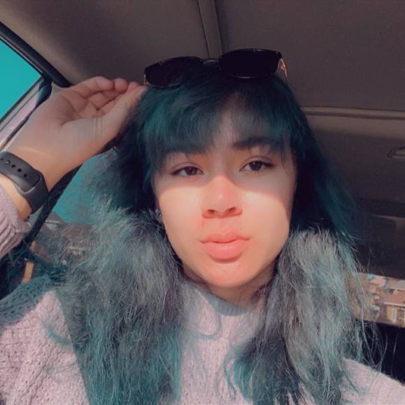 Profile Picture of Lily Stewart (@lilystewart311) on Poshmark