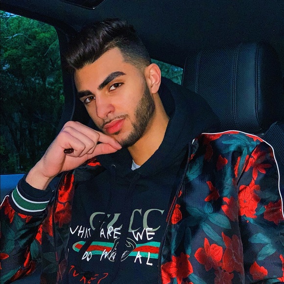 Profile Picture of Mohammad Issa (@moissa96) on Poshmark