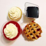 Profile Picture of Raquel Nevarez (@littleshopofflour) on Instagram