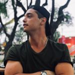 Profile Picture of Robin Simpson Smith (@robinsmiths) on Instagram