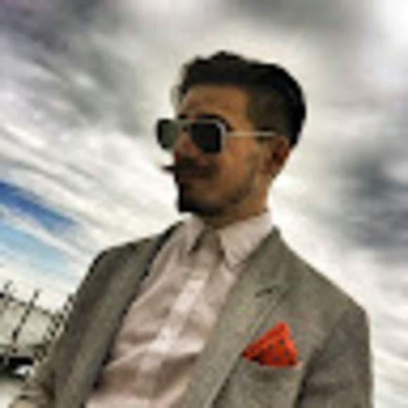 Profile Picture of Roberto Arcieri (@robbi_mtl) on Poshmark