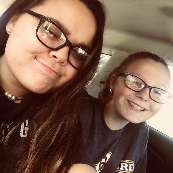 Profile Picture of Lisa Matthews (@alexisraye15) on Poshmark