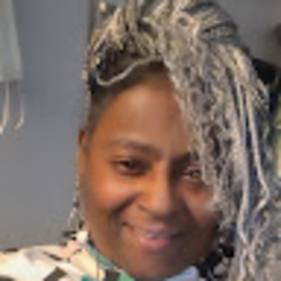 Profile Picture of Jynette t Hayes (@jynette46) on Poshmark