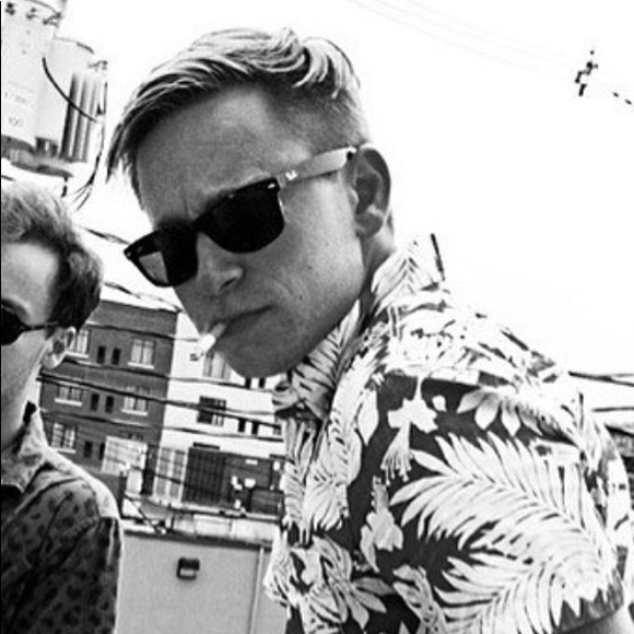 Profile Picture of Peter Bergkamp (@peterbkamp94) on Poshmark