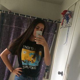 Profile Picture of Lilly Brown (@lillyb44) on Pinterest
