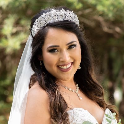 Profile Picture of Crystal✨ (@EncisoCrystal23) on Twitter