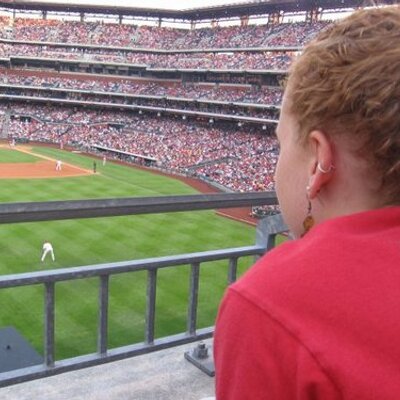 Profile Picture of Lori Compton (@l_comp) on Twitter