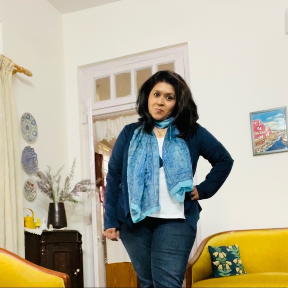 Profile Picture of Urmi Chowdhuri (@urmi101) on Poshmark