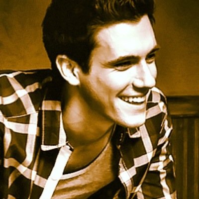 Profile Picture of Zach Goode (@G0odeZach) on Twitter