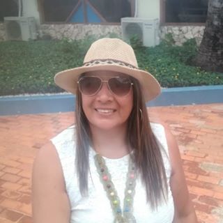 Lucia Pinzon - Facebook Profile Picture of Lucia Pinzon (@Lucia-Pinzon) on Facebook