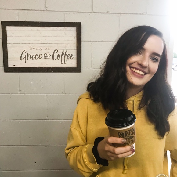 Profile Picture of Bethany Wyatt (@bethanycaylah) on Poshmark
