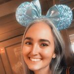 Profile Picture of Anna Lindsey (@disneyspeechie) on Instagram