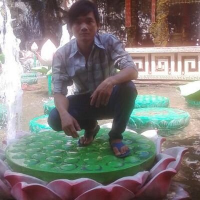 Profile Picture of Thuong Nguyen (@thuongnguyen271) on Twitter