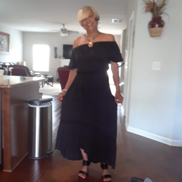 Profile Picture of Robin Mccreary (@mccrearyrobin58) on Poshmark