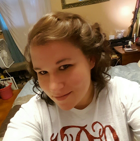 Profile Picture of Kim Jackson (@southrngal) on Poshmark