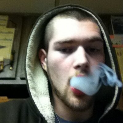 Profile Picture of Mike Leonard (@YellowSpades) on Twitter