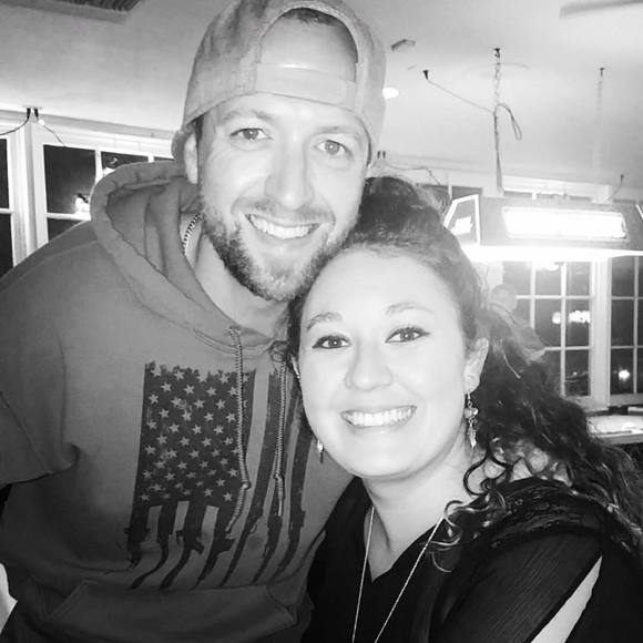 Profile Picture of Denise Kneeskern (@dkneeskern) on Poshmark