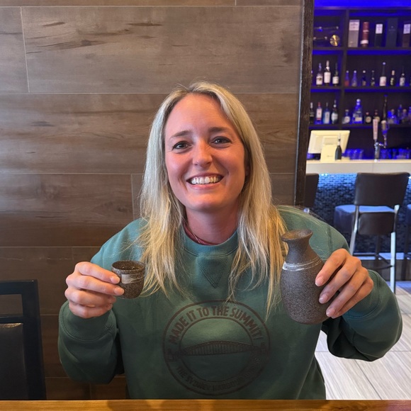 Profile Picture of Joy Heinrich (@joyheinrich) on Poshmark