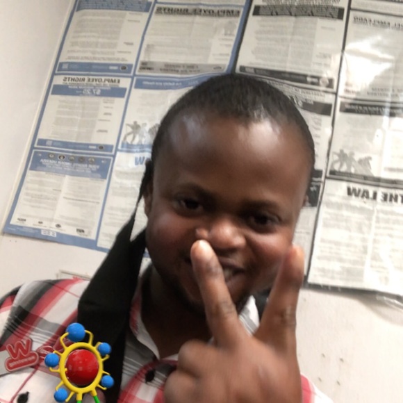 Profile Picture of Jose Corrales (@josecorrales407) on Poshmark