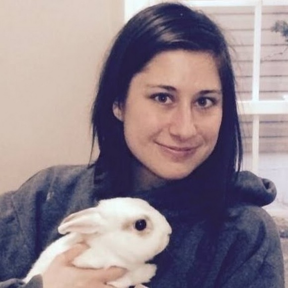 Profile Picture of Kristen Menichelli (@kindlekat) on Poshmark