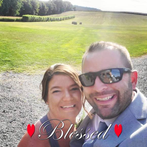 Profile Picture of Shawna Carpenter (@shawnaandella) on Poshmark