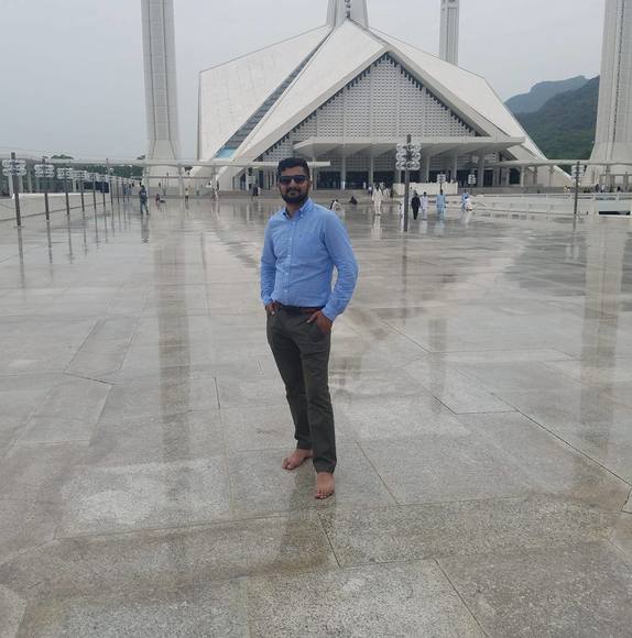 Profile Picture of Arslan Ali (@shawnali631) on Poshmark