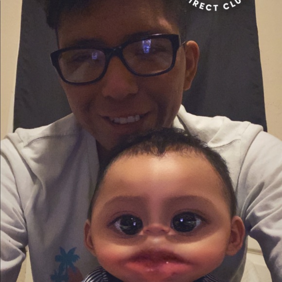 Profile Picture of Alexsandro Xolot (@alexxolot21) on Poshmark