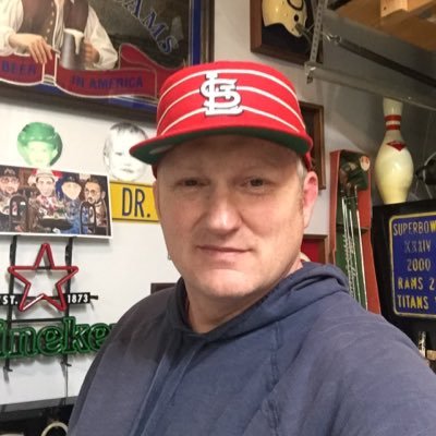 Profile Picture of Jeff Bee (@JeffreyBee2) on Twitter
