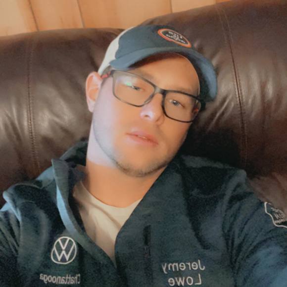 Profile Picture of Jeremy Lowe (@jeremy_lowe79) on Poshmark