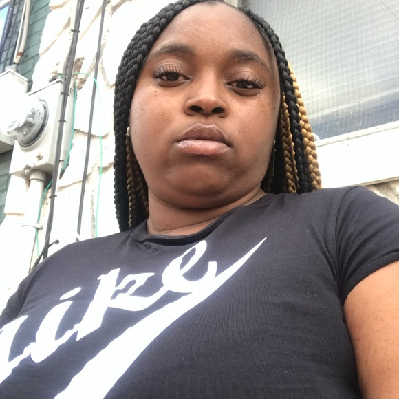 Profile Picture of Marjorie Patterson (@pattmarjorie) on Poshmark