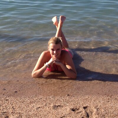 Profile Picture of Barbara Karl (@Karl93Karl) on Twitter